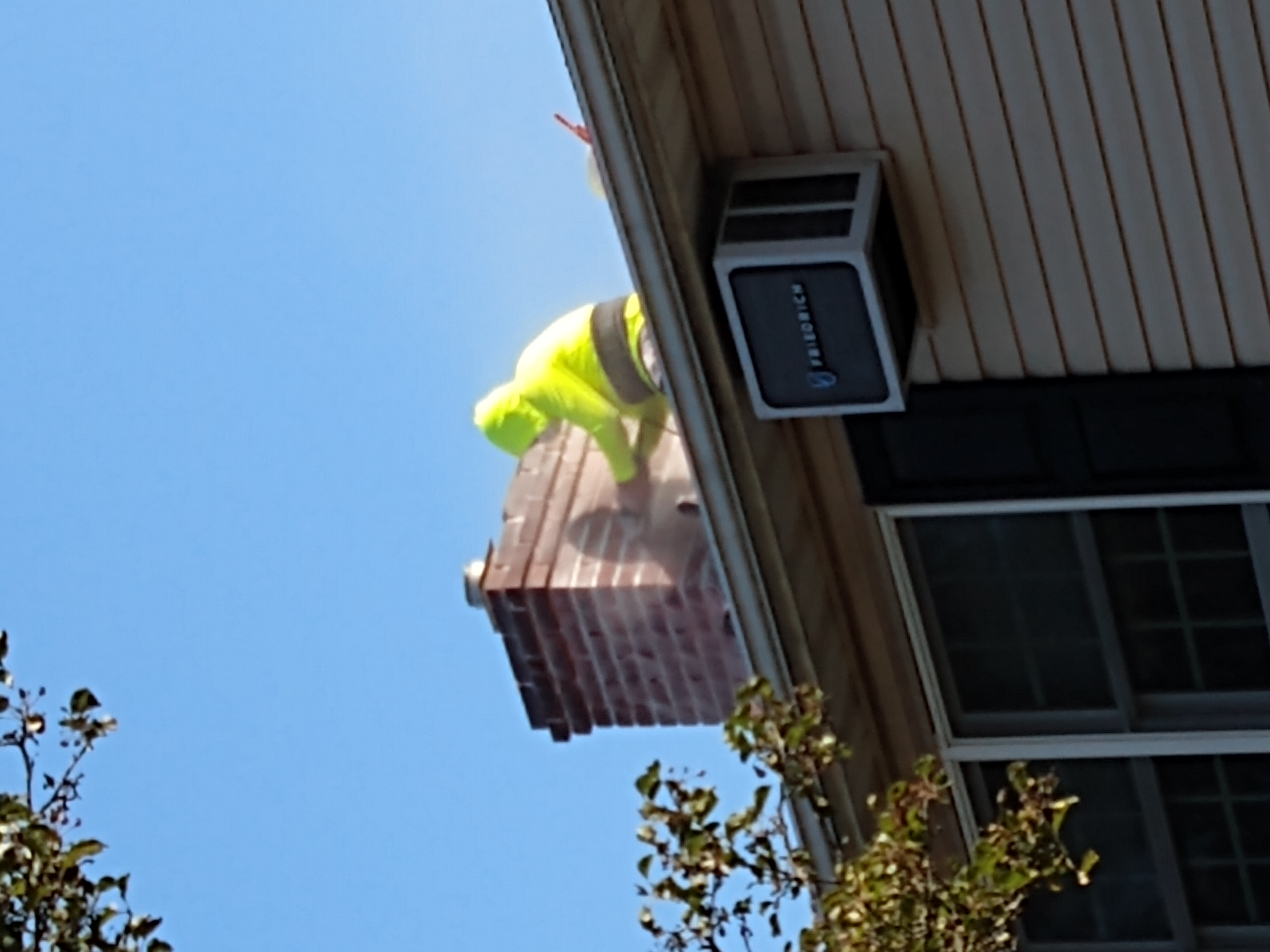 Chimney tuckpointing and mortar repair in Amityville, New York